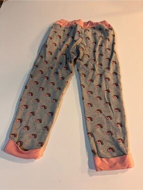 Hanna Andersson Gray Sweatpants with Pink Accents and Rainbow Hearts